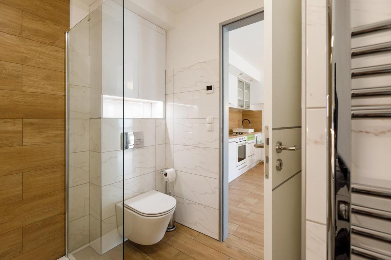 La Bella Centrum Apartmanok Kek Zoeld Hévíz Exterior foto