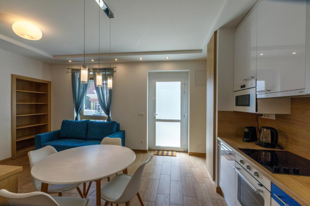 La Bella Centrum Apartmanok Kek Zoeld Hévíz Exterior foto