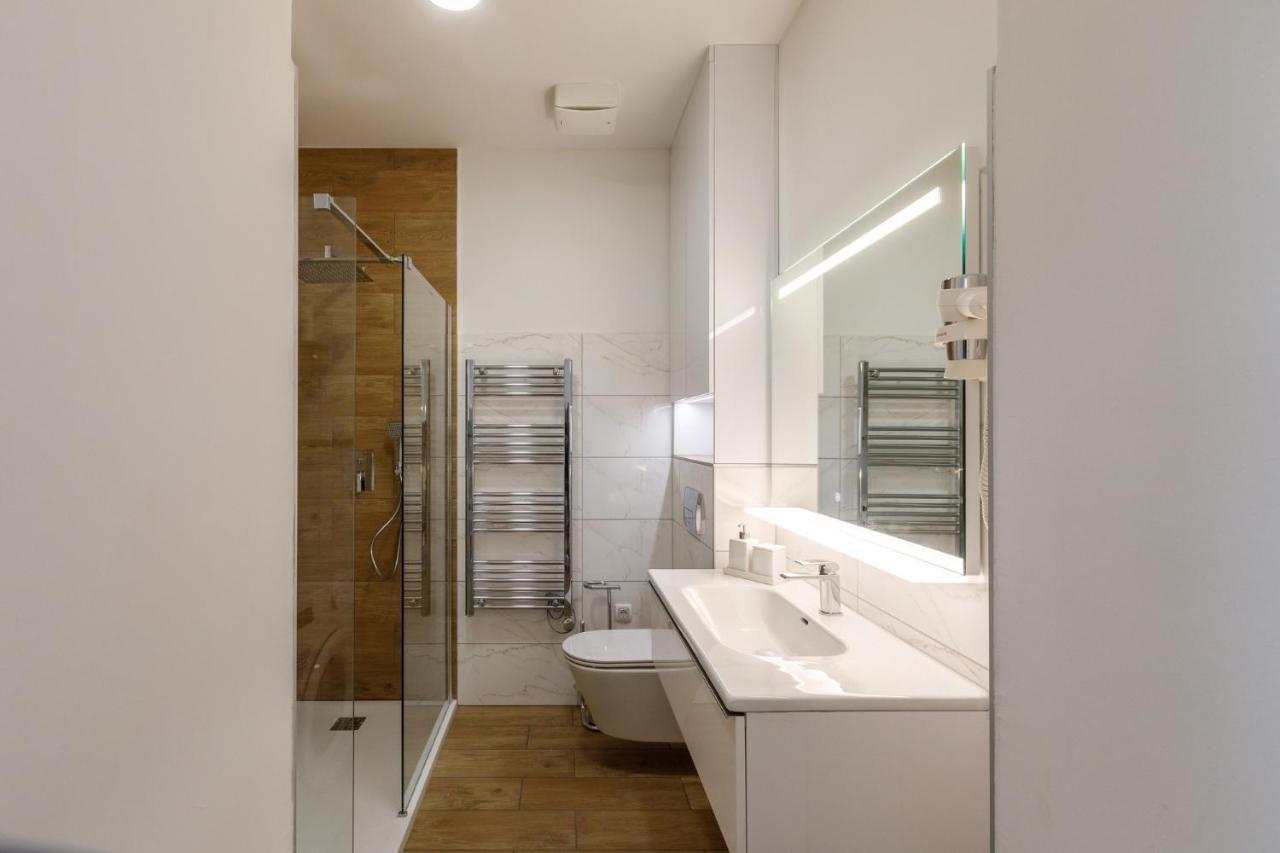 La Bella Centrum Apartmanok Kek Zoeld Hévíz Exterior foto